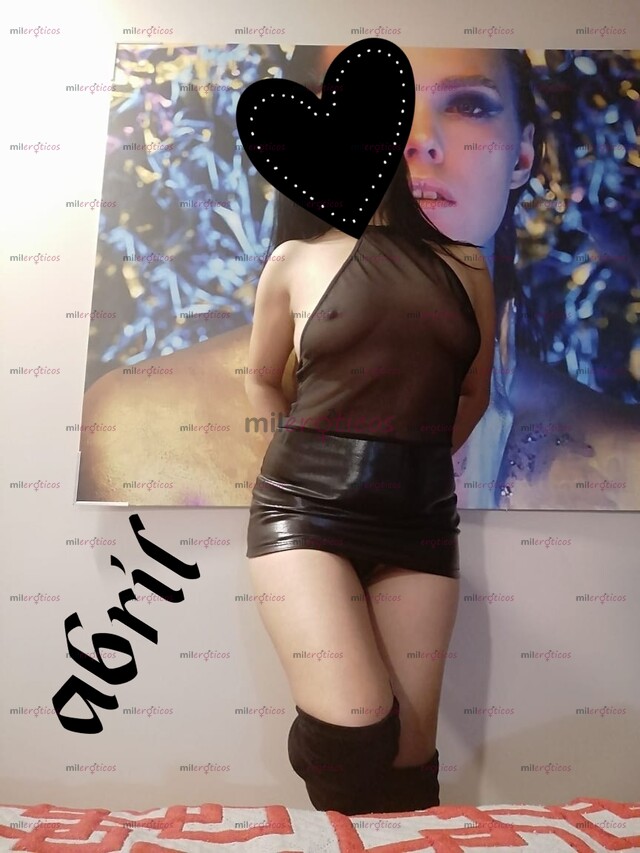 FOTOS DE ABRIL HERMOSA PETIT CHIQUITA PERO SABROSA 100 % REAL