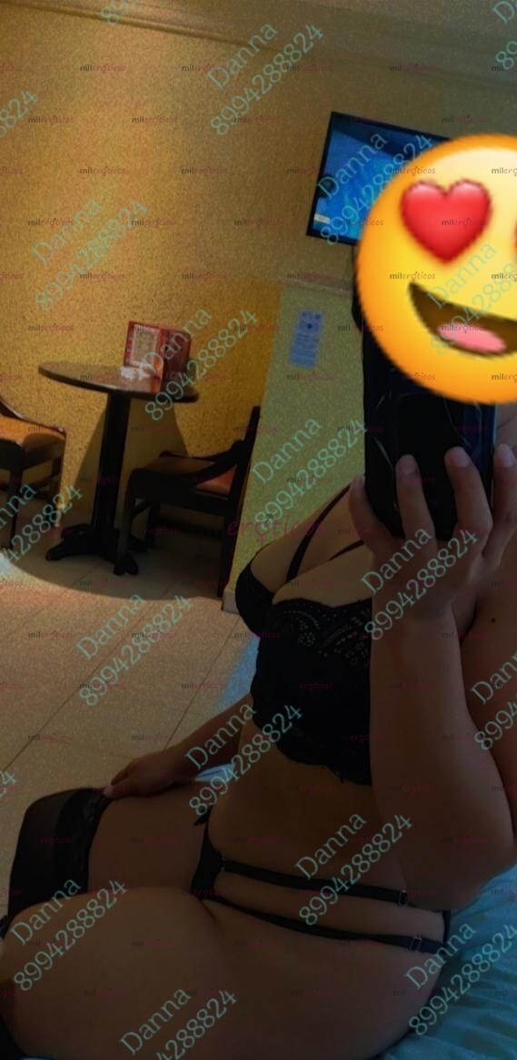 FOTOS DE DANNA: UNA NENA MUY SEXY Y RICA QUE TIENES QUE PROBAR