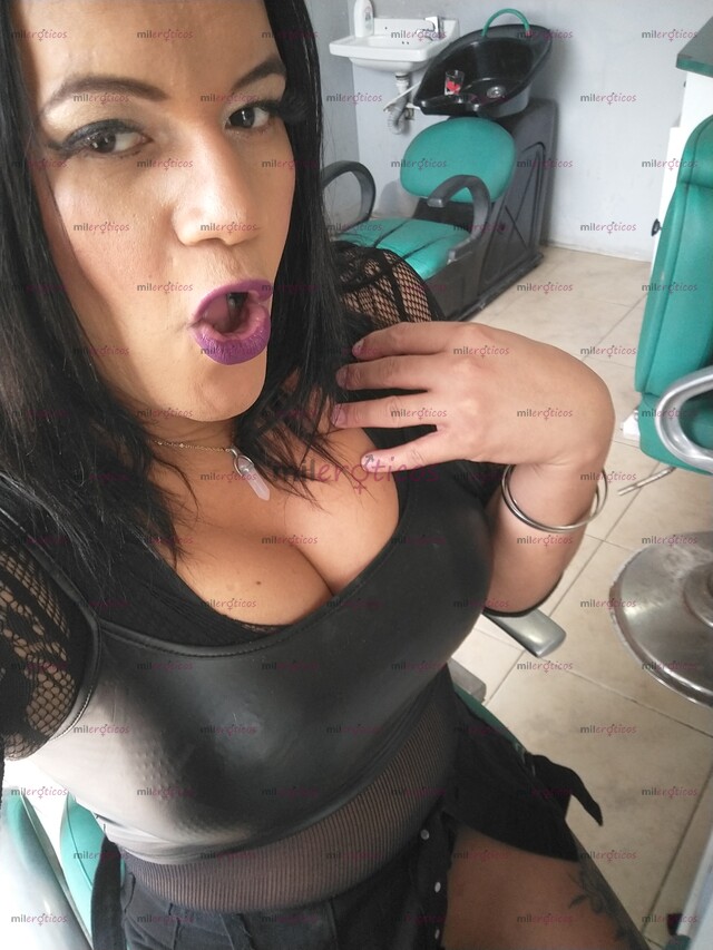 FOTOS DE TIENE LA FANTASÍA DE QUE RECIBAN TU LECHE EN LA BOCA VEN Y YO LO HAGO ME LA TRAI