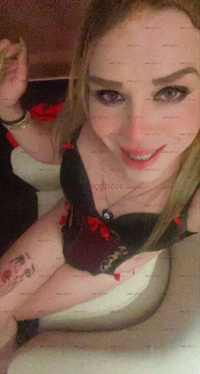 FOTOS DE HOLA ENCANTADORA GUERITA DISPUESTA A TODO CON UNA VERGA