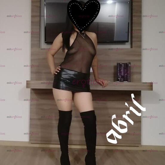 FOTOS DE ABRIL HERMOSA PETIT CHIQUITA PERO SABROSA 100% REAL