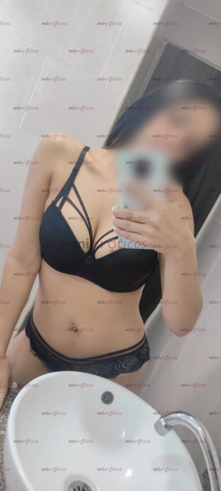 FOTOS DE CHICA DELGADITA Y APASIONADA CON LINDO ROSTRO