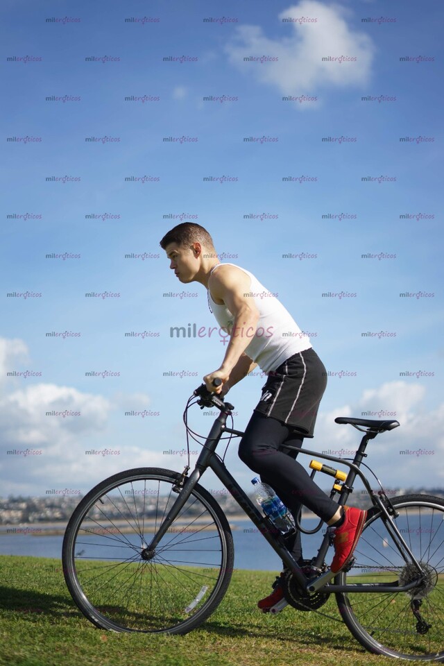 FOTOS DE GRINGO REAL RUBIO OJOS AZULES TODO UN PAPASITO 25 AÑOS