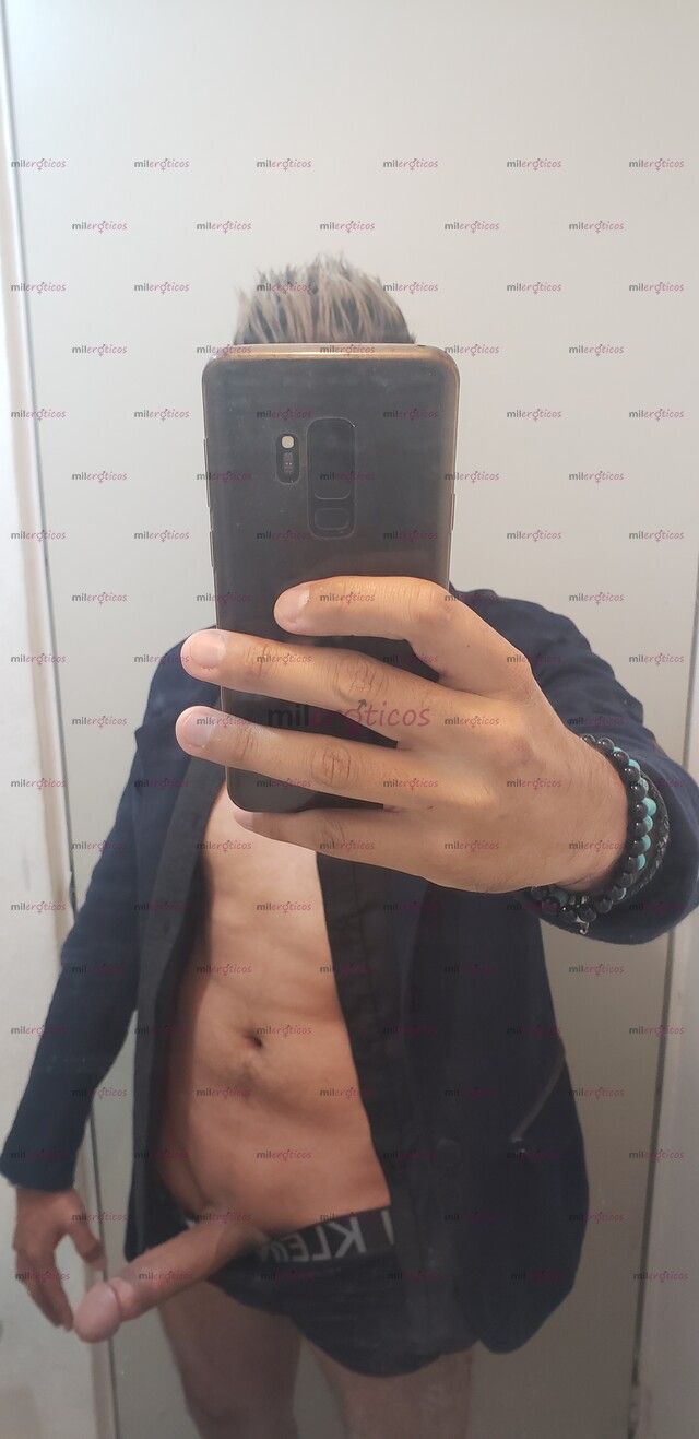 FOTOS DE CHICO JOVEN REALMENTE DOTADO CUMPLIENDO FANTASIAS