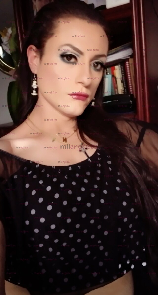 FOTOS DE BELLEZA CANDENTE COMPLACIENTE Y CON MUCHAS GANAS