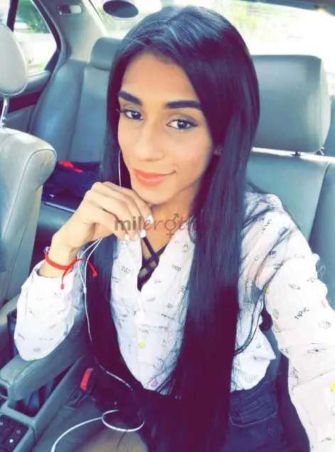 Hola amor soy coralba transexual totalmente real tal cual como me miras en las fotos de mis anuncio morena delgadita de hermoso cuerpo y una rica verg...
