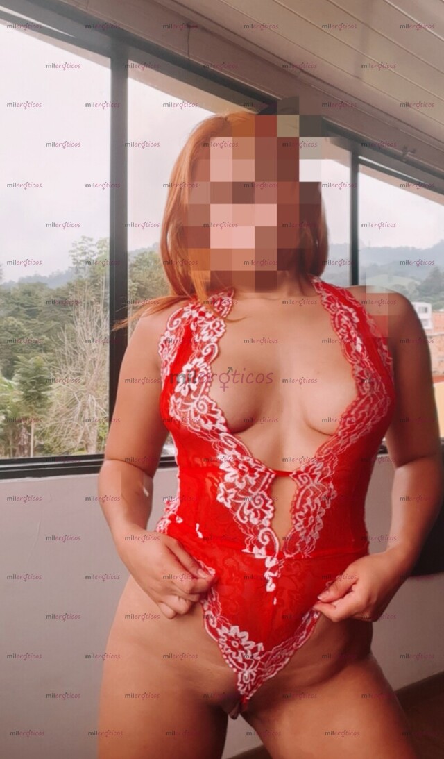 FOTOS DE BRENDA MOJADITA, CALIENTE CON GANAS DE TI...