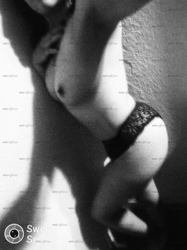 FOTOS DE CHICA CACHONDA Y COMPLACIENTE PUEDO CUMPLIR TUS FANTASÍAS