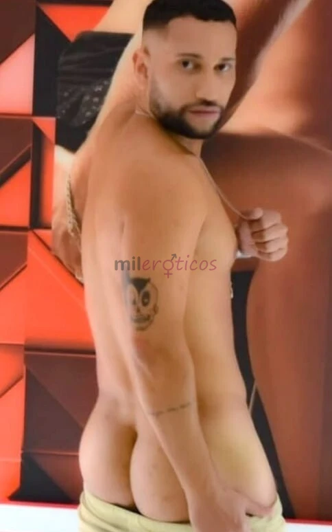 Oi meu nome e ricardo tenho 29 anos flex putao safado curte uma foda gostosa e sem neuras me chama que te levo a loucura meu local e super discreto li...