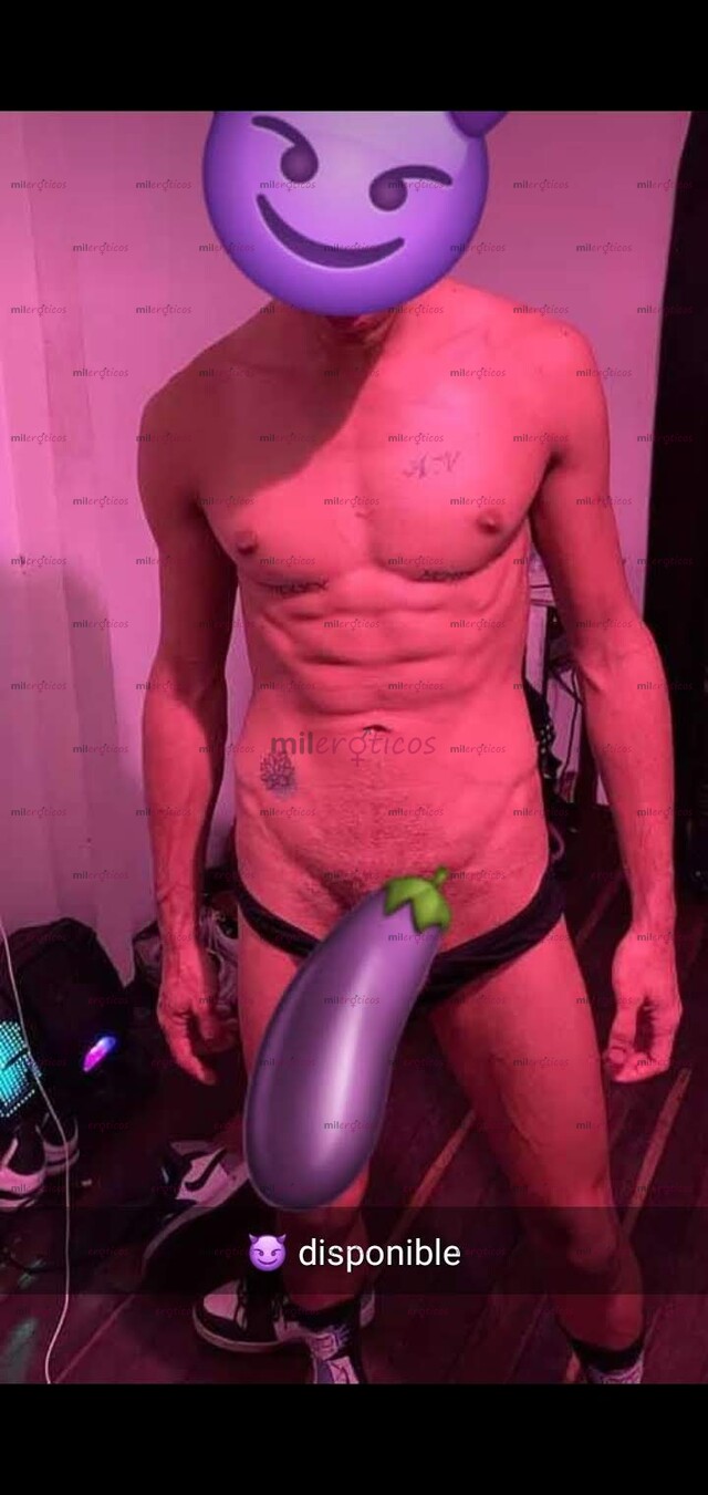 FOTOS DE POLLITO VERGA GRANDE Y DURA, PARTIDORA DE CULOS, LISTA PARA TALADRAR SITIODISP