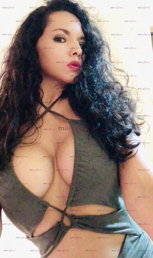 FOTOS DE LLAMA AL 0445528017326DIVA SENSUAL, EN AV CENTRAL