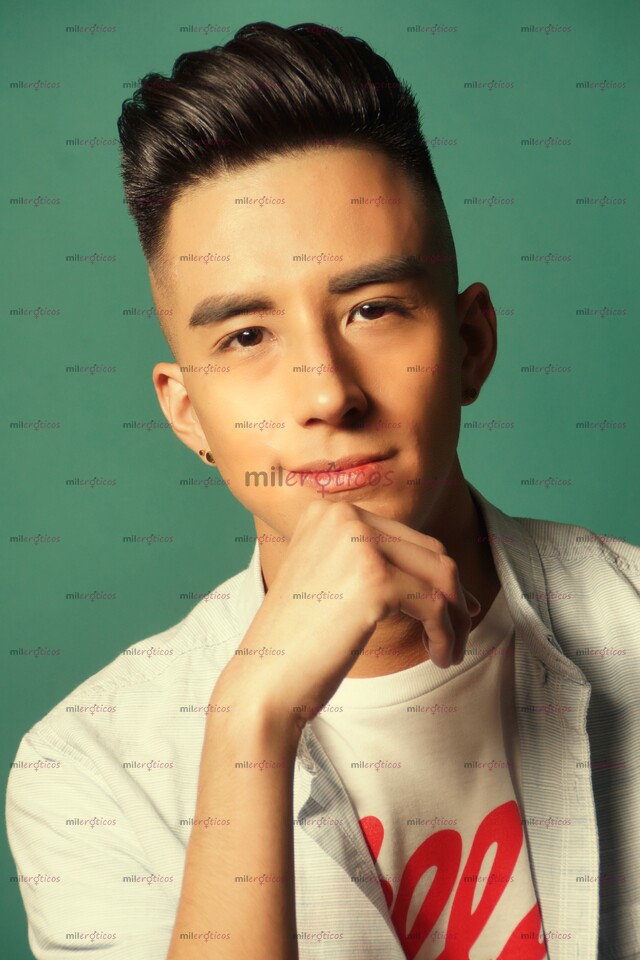 FOTOS DE TWINK COMPLACIENTE EN TODO, NO TE VAS ARREPENTIR.