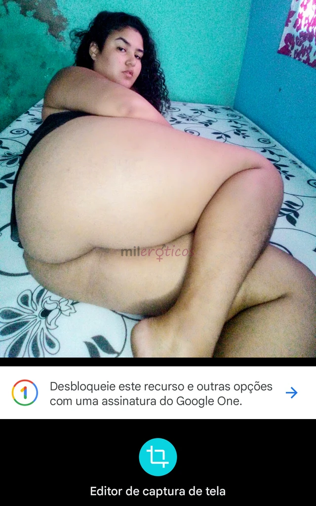 Sou uma mulher com um bumbum grande irei te deixar louco de tesao adoro brincar com o consolo e fazer uma bela espanhola nos meus peitoes que saem bas...