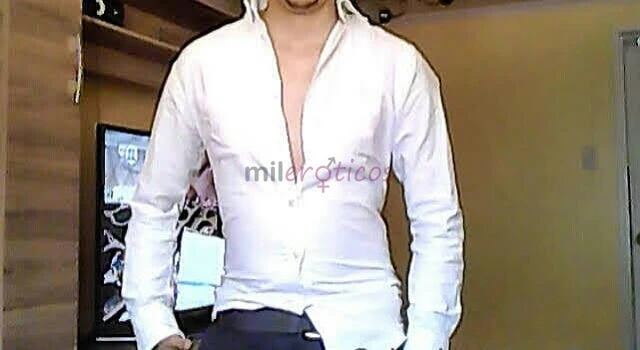 Hola que tal soy vicente acompanante gigolo masajista chileno 29 anos mis servicios reales reservados sin enganos y solo atiendo mujeres ok voy solo d...