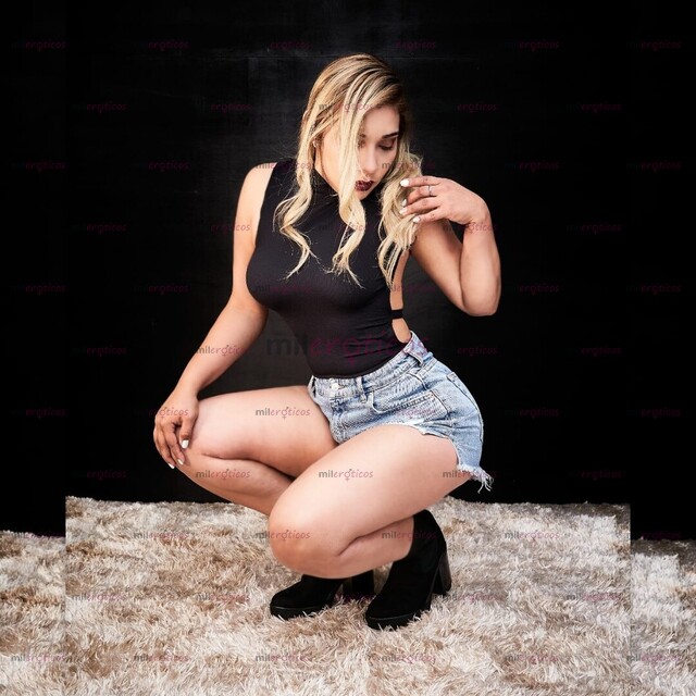 FOTOS DE COLOMBIANA DE IMPACTO STHEFANY MUY SEXI VIP