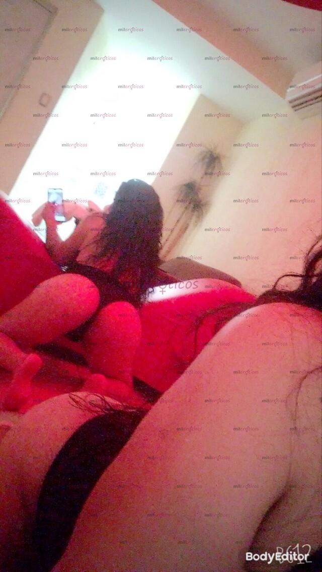 FOTOS DE DISPONIBLE APERLADA PELI NEGRA A TU SERVICIO MÁNDAME WHATSAPP