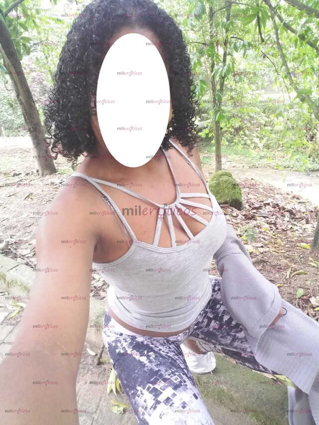 FOTOS DE CHARLOT DE GARGANTA PROFUNDA Y CULITO TRAGON.