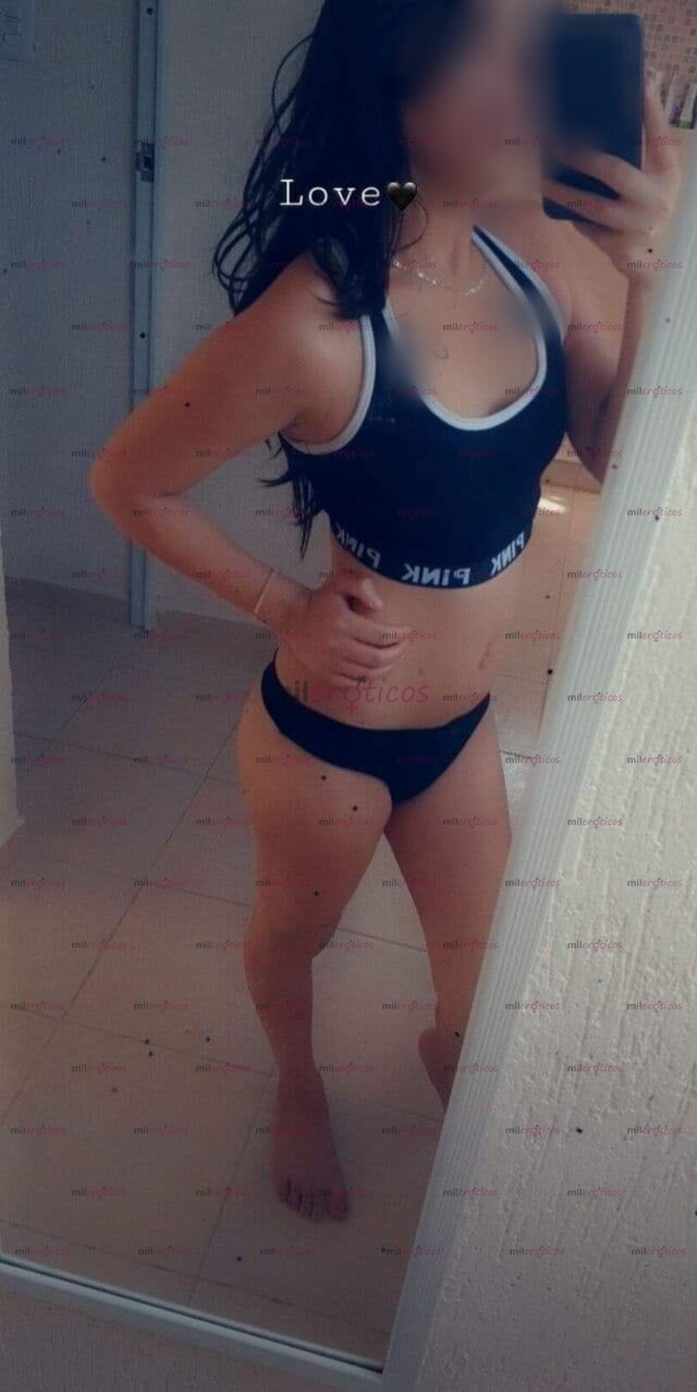 FOTOS DE ARIEL CHICA PETIT NUEVA EN EL MEDIO UNIVERSITARIA CANDENTE