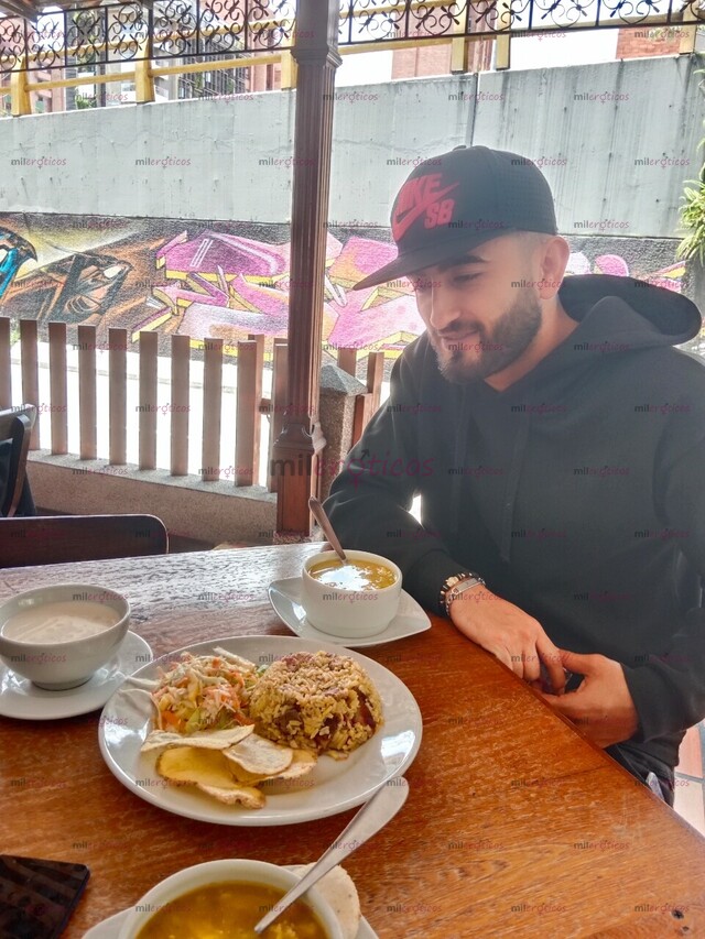 FOTOS DE CAMILO 1.82 ACTIVO VARONIL VELLUDO 20 CM... RIKA VERGA FULL LECHERO