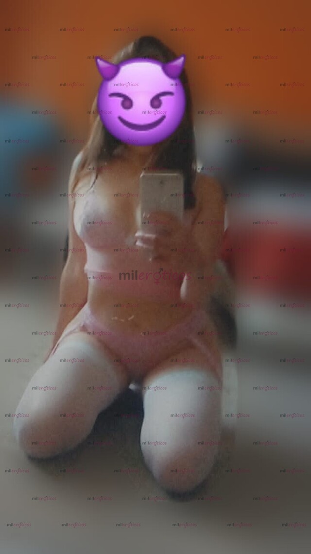 FOTOS DE PETITE LOLA LA MÁS SENSUAL LLEGUÉ PARA ENLOQUECERTE