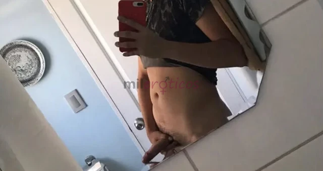 Hola ofrezco mis servicios todo muy rico higienico y siempre con buen olor soy lampino de test blanca rosadito jiji pasivo y bien sumiso hago encuentr...