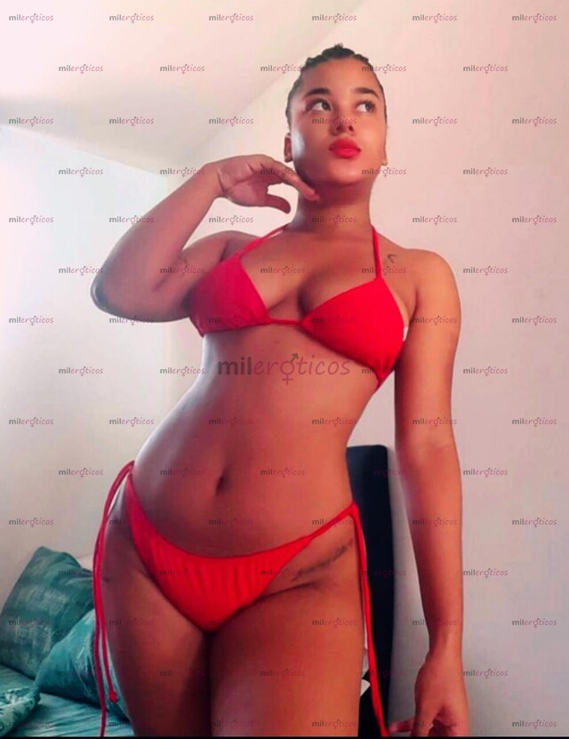 FOTOS DE SOY UNA VERDADERA PUTITA EN LA CAMA ME MUEVO DELICIOSO..