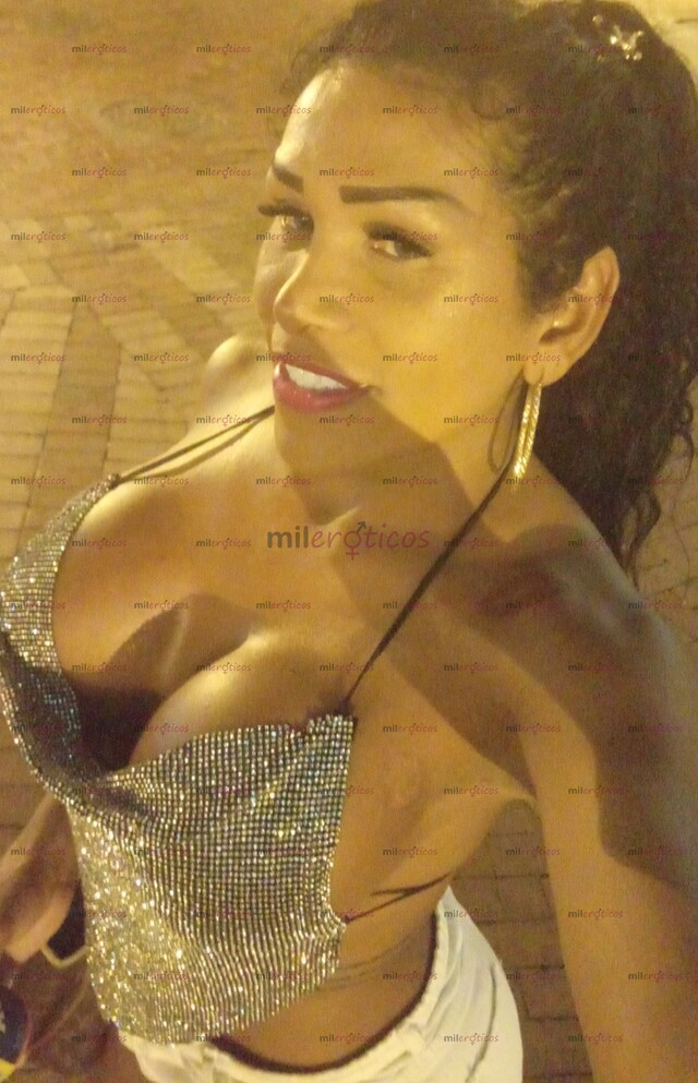 FOTOS DE MORENASA TETONA FIESTERA RECIEN LLEGADA A TU CUIDAD EL MEJOR SERVICIO