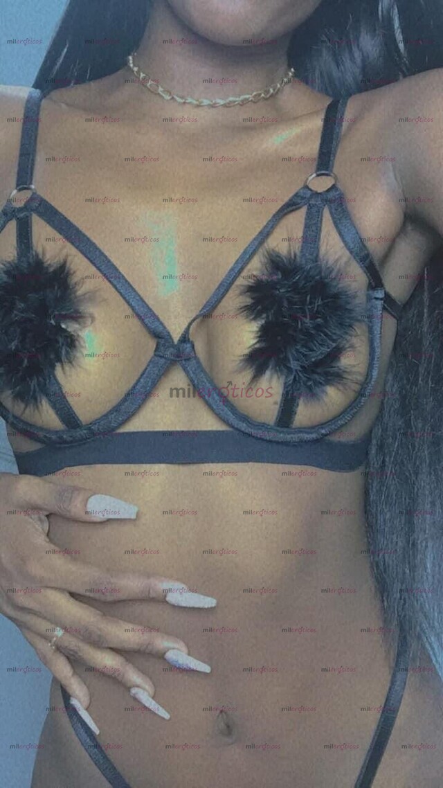 FOTOS DE NICOLLET NEGRA QUE ACABA DE LLEGAR A LA CIUDAD MUY CALIENTE