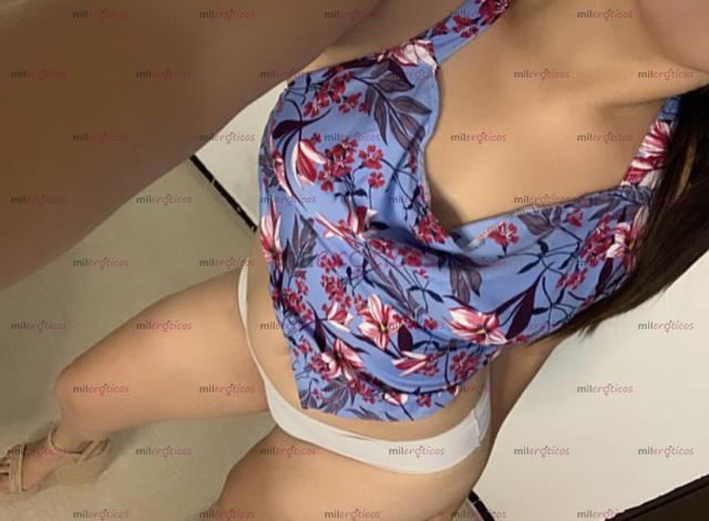 FOTOS DE NALGONCITA DELICIOSA, CON PERRITO MOREDELON! MIS FOTOS 100% REALES