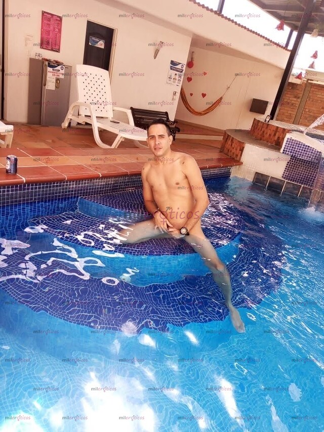 FOTOS DE ULTIMOS DÍAS JOVEN PINTA BIEN ASEADO DOTADO 23 CM DE HERRAMIENTA FULL LECHERO