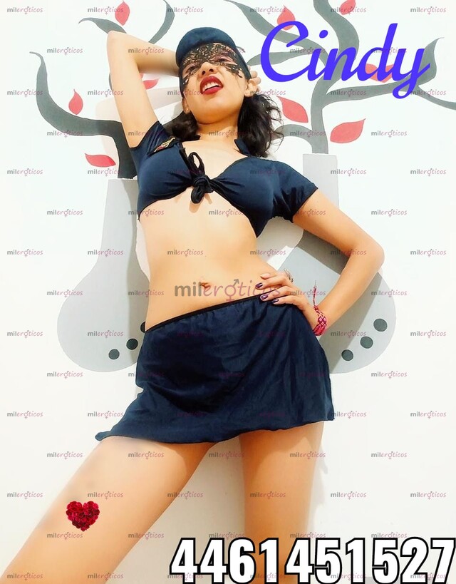 FOTOS DE APROVECHA QUE ESTOY CALIENTE! NENA NUEVA EN EL AMBIENTE DE VAGINA APRETADITA!