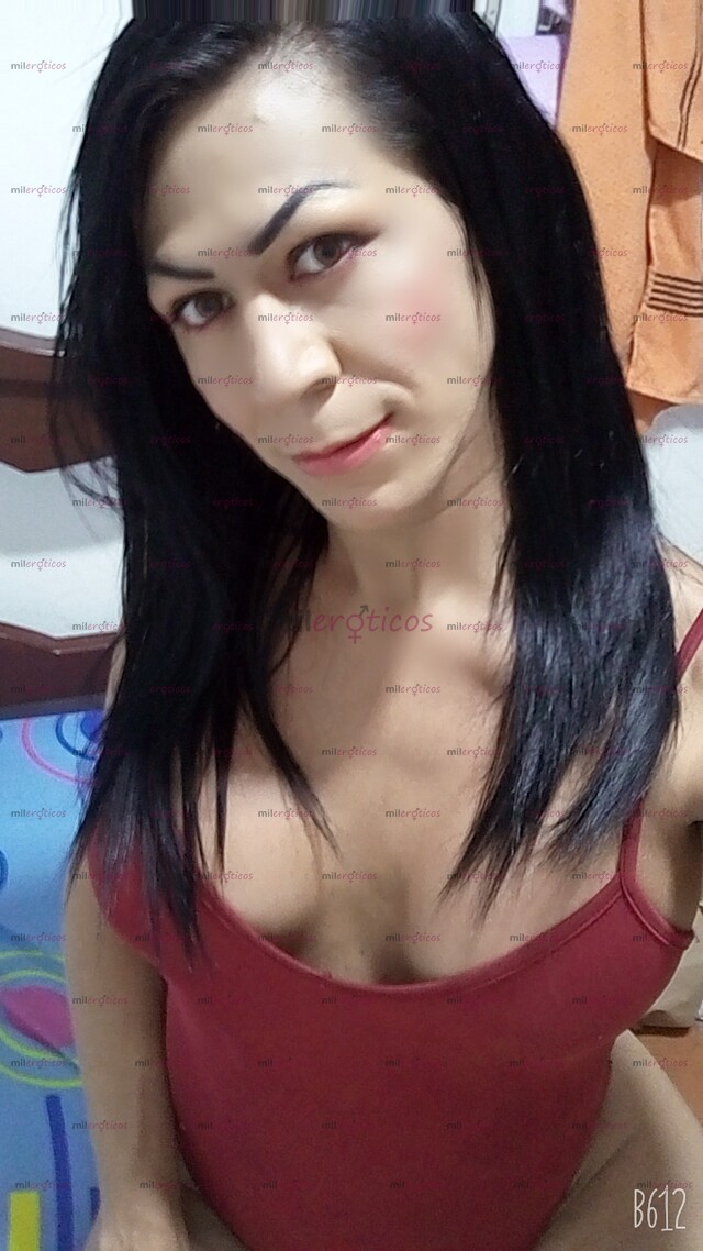 FOTOS DE BELLA ..UNA HERMOSA CHICA TRANS OPERADA CENOS TALLA 36 RIKA PAJA RUSA