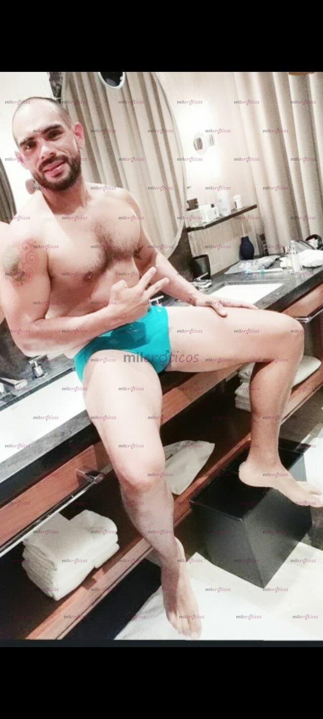 FOTOS DE MACHIN OSO MORBOSO CALIENTE TOSCO Y BUENA VER...................................