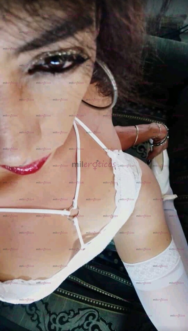 FOTOS DE FEMENINA SÚPER COMPLACIENTE... ACTIVA Y PASIVA...