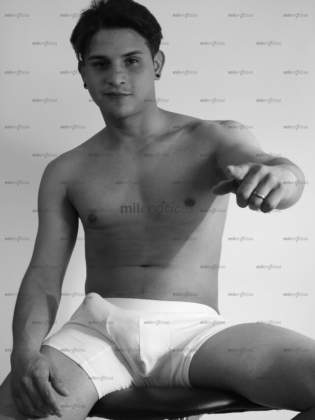 FOTOS DE CURVO POLLO ROMPE CULO VERGON SAFE AND DISCREET