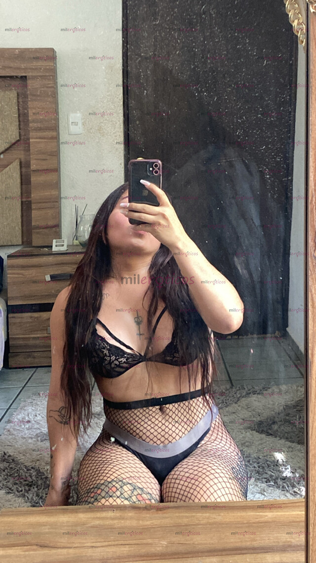 FOTOS DE SEXY ZORRITA Y CALIENTE TRANS RICO CULITO Y DELICIOSAS PIERNAS TERMINEMIS JUNTOS
