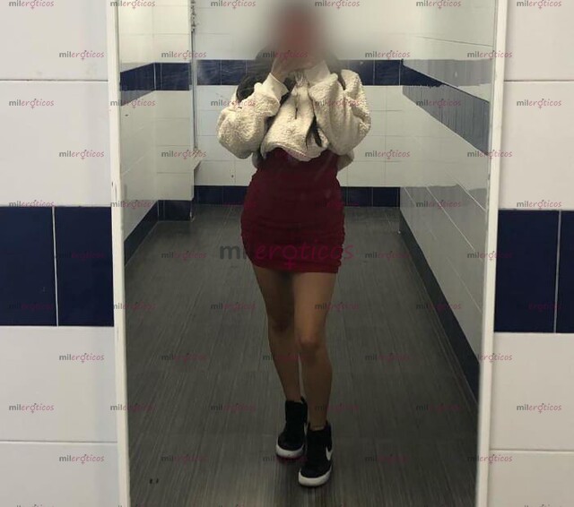 FOTOS DE SOY SHANTAL UNA CHICA ARDIENTE Y SUPER CACHONDA EN LA CAMA...