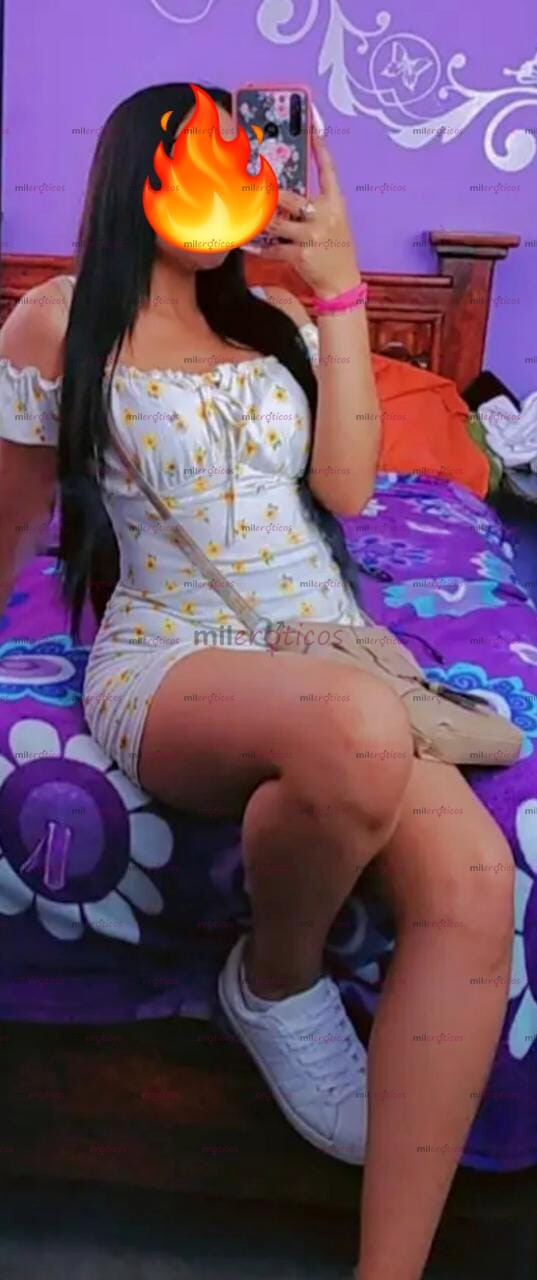 FOTOS DE A.M.E.R.I.C.A .... UNA NIÑA EMPEZANDO EN EL MEDIO SUPER CALIENTE