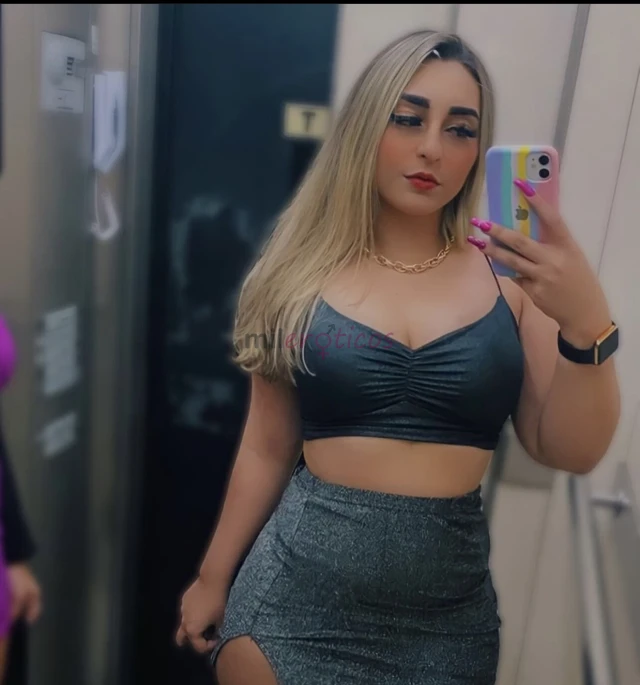 Fotos de Larissa linda e super exótica só pra você exigente