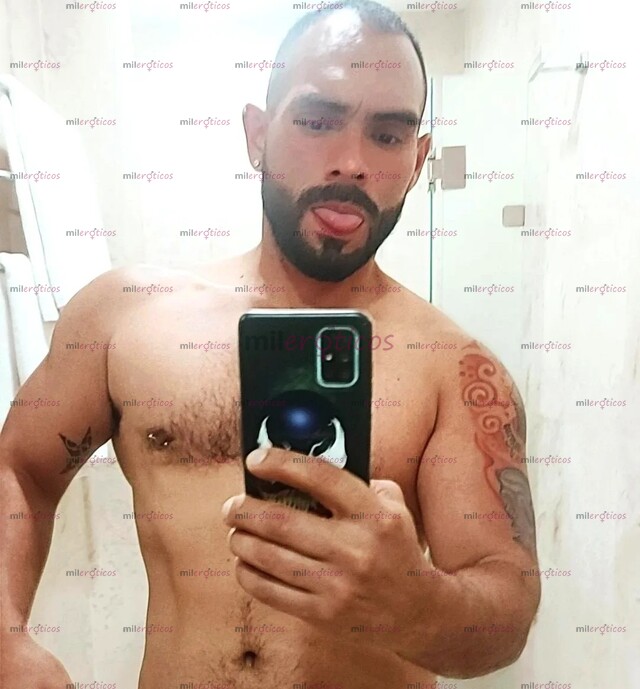 FOTOS DE MACHIN OSO MORBOSO CALIENTE TOSCO Y BUENA VER...................................