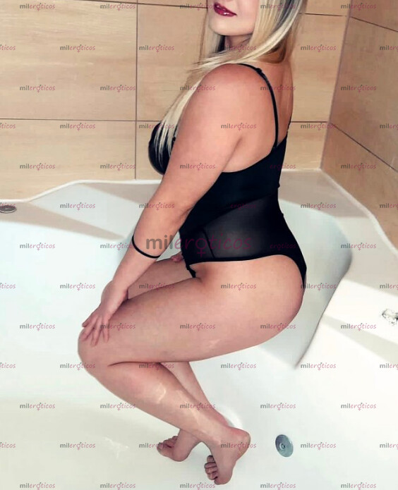 FOTOS DE CHICA SUPER GUAPA SEXY ATREVIDA CON GRANDES BUBIS