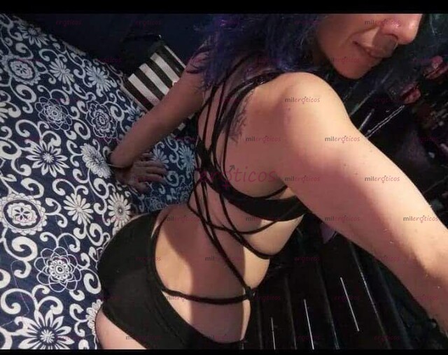 FOTOS DE MARCELYN VIP AL CIELO CON MIS MANOS SENSUALES Y LLENARTE DE CARICIAS!