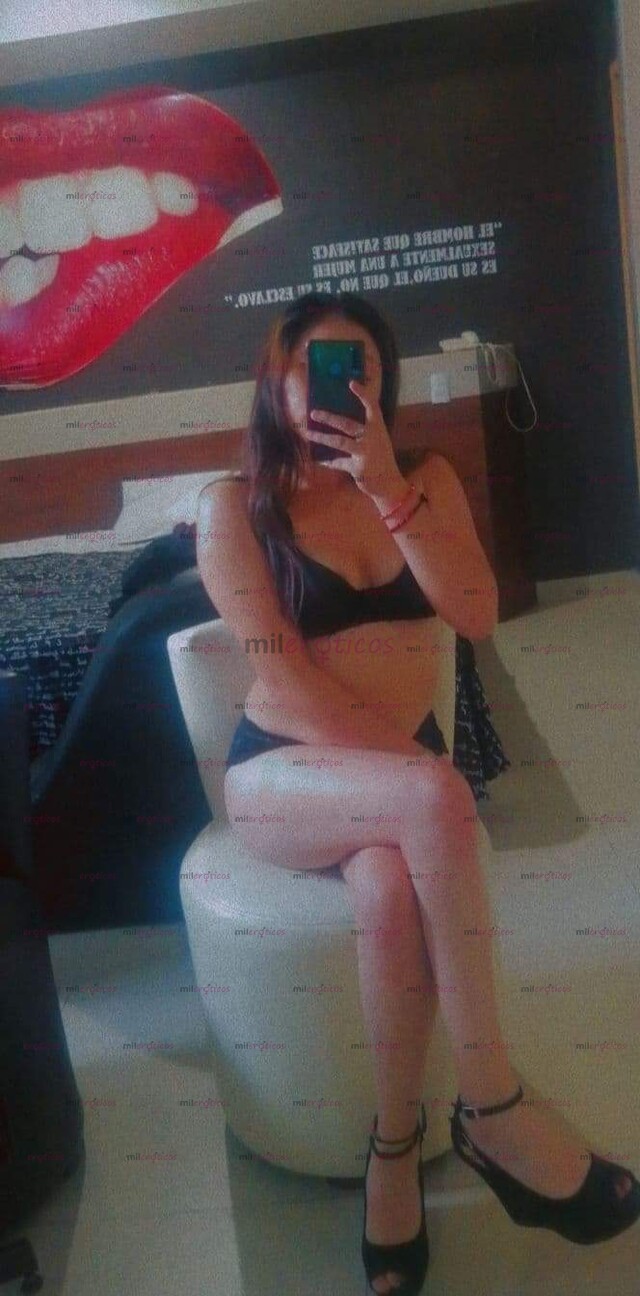 FOTOS DE HOLA PAPI , VEN A GOZAR DE MIS ENCANTOS DIAFRUTO EL SEXO AL MAXIMO