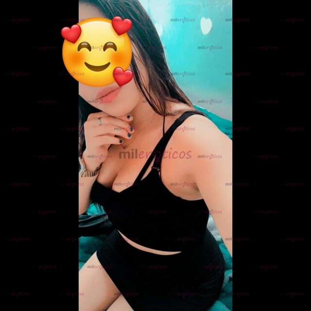 FOTOS DE HOLA PAPI , VEN A GOZAR DE MIS ENCANTOS DIAFRUTO EL SEXO AL MAXIMO