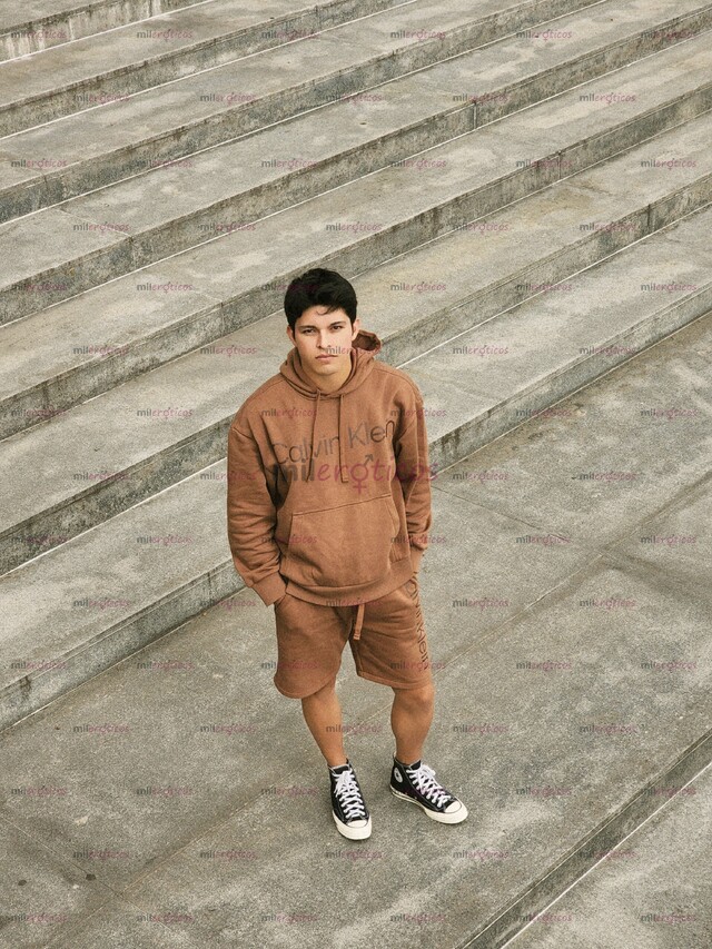 FOTOS DE DISPONIBLE EN LA CIUDAD DE MÉXICO CDMX SOY ESTUDIANTE