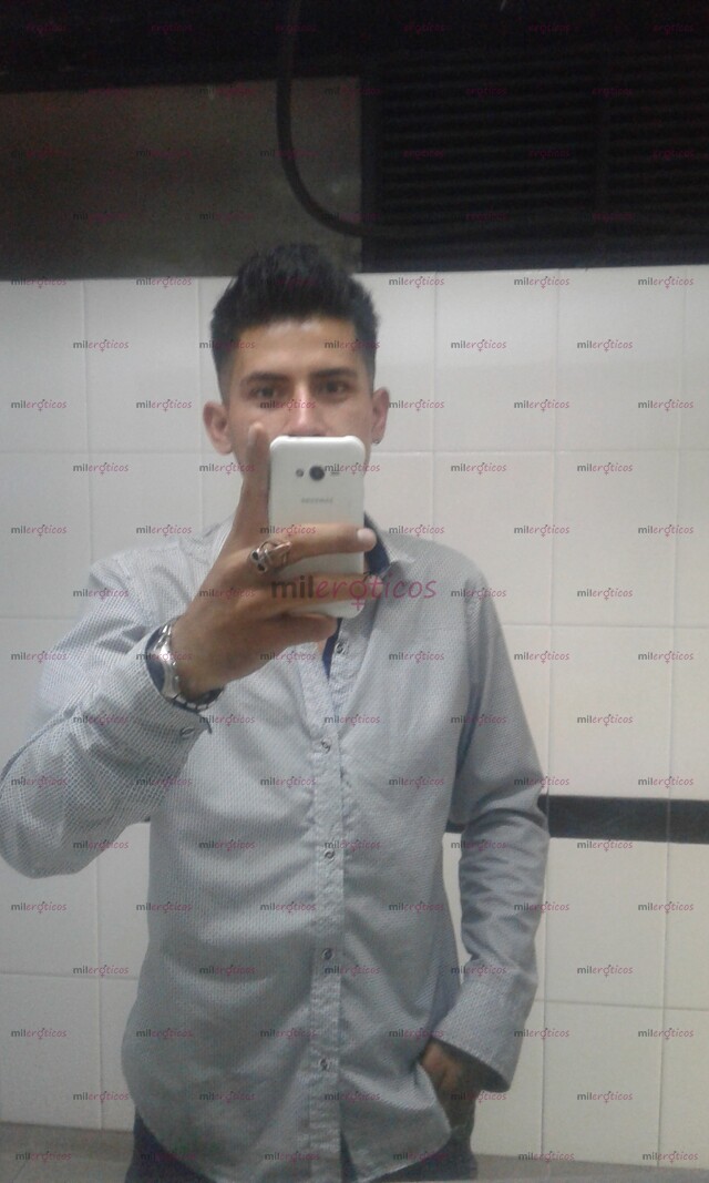 FOTOS DE ERICK CHAVO SUPER DOTADO QUE TE VA A ENLOQUECER 21CM, DE PLACER...