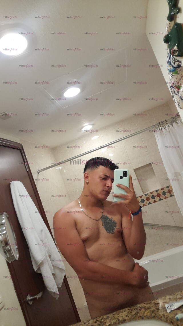 FOTOS DE CHICO 22 AÑOS CON 20 CM DE PLACER PARA ROMPERTE