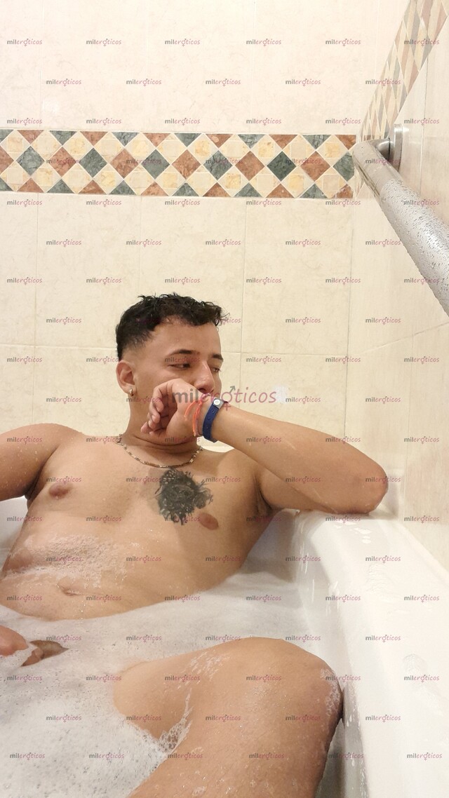 FOTOS DE CHICO 22 AÑOS CON 20 CM DE PLACER PARA ROMPERTE