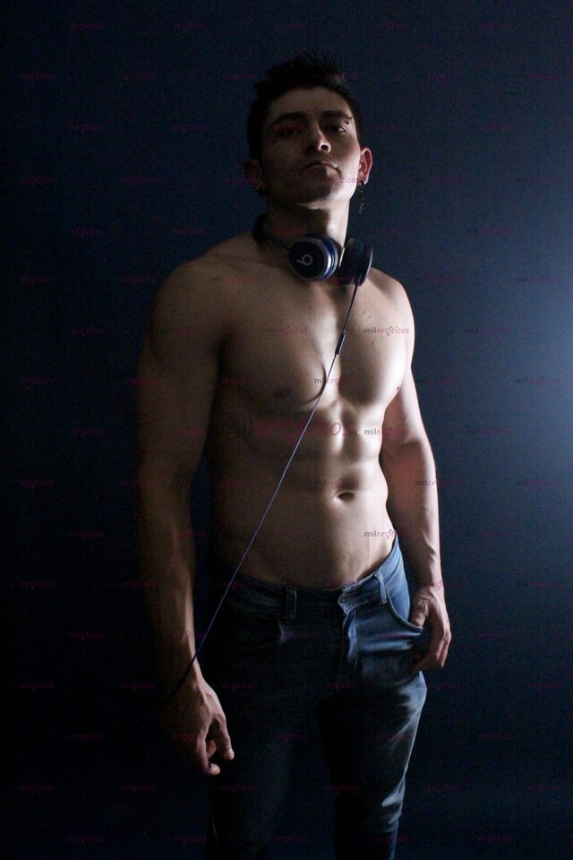 FOTOS DE CHICO CALIENTE, ENVÍAME MENSAJE PARA COORDINAR