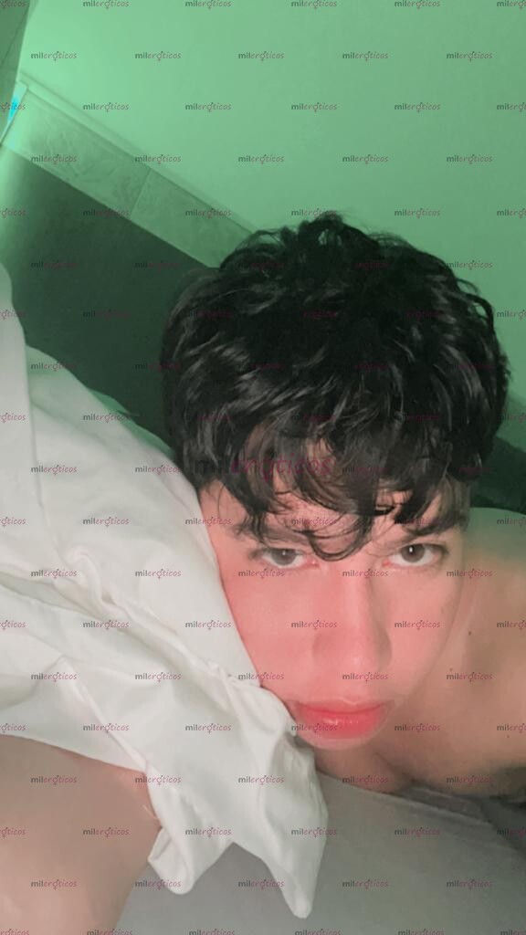 FOTOS DE RECIÉN LLEGADO A BOGOTÁ CON GANAS DE DARTE MUCHO PLACER.